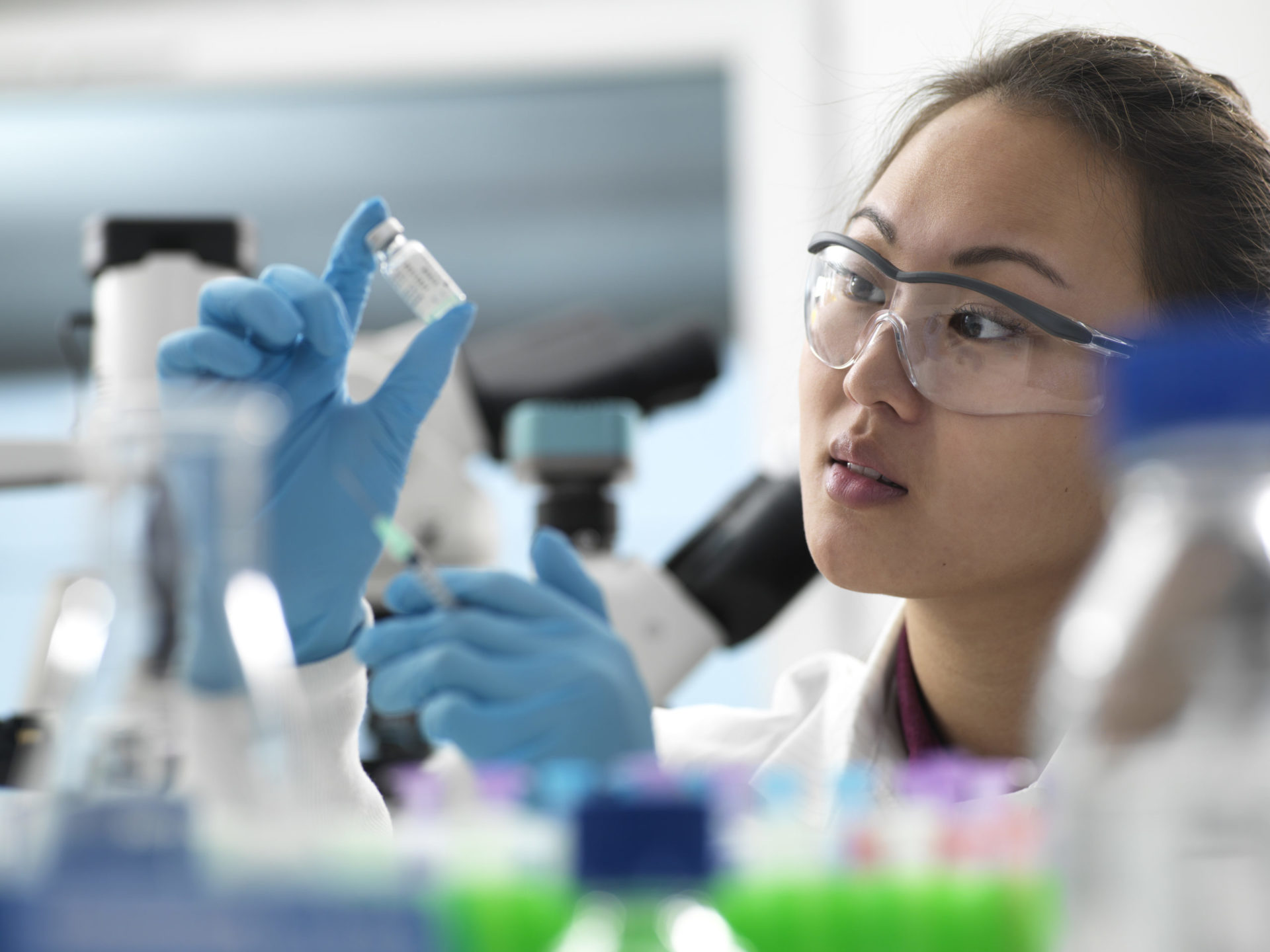 The Top Technological Advancements in Health Care 1 scientist preparing new vaccine drug in laboratory 2022 03 07 23 57 05 utc scaled